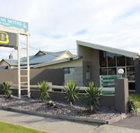 Pelicans Motel San Remo