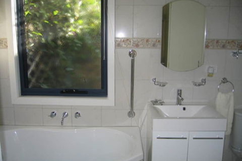 The Charles Robbins - Accommodation Asia 7