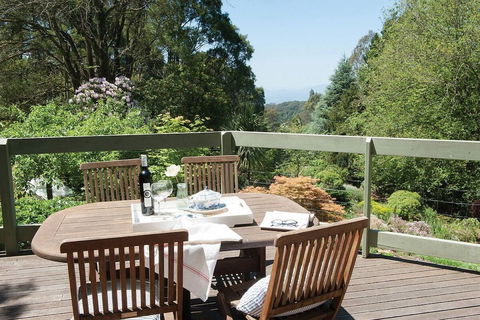 Woolrich Historic Garden Cottage - Accommodation Asia 5