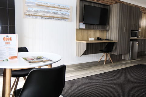 Central Motor Inn - Accommodation Guide 2