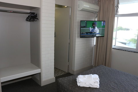 Brighton Hotel - Accommodation China 0