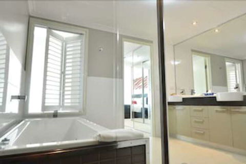 C2 Esplanade Serviced Apartments - Accommodation Asia 2