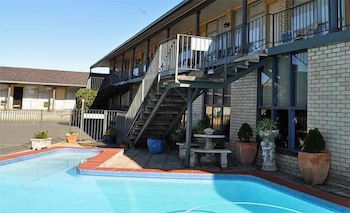 Adrian Motel - Accommodation Asia 6