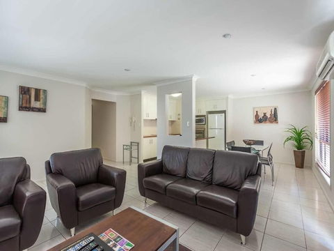 Annand Mews Serviced Apartments - Accommodation Asia 4