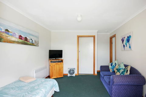 Carmens Inn - Accommodation Asia 6