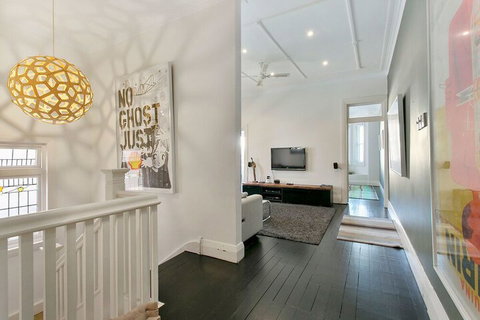 Jacques Avenue - Accommodation Asia 3