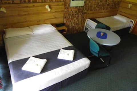 Surfside Resort Motel - Accommodation Asia 4