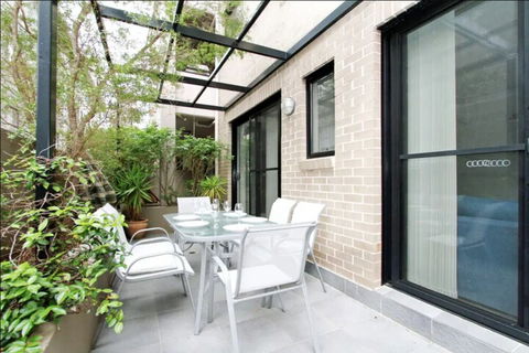 Bondi Beach Garden Apartment - Accommodation Guide 7