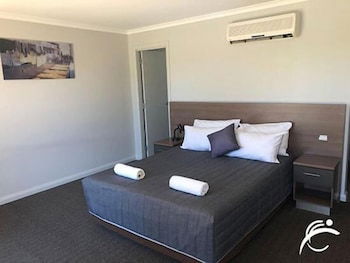 Coro Club Motel - Accommodation Guide 5