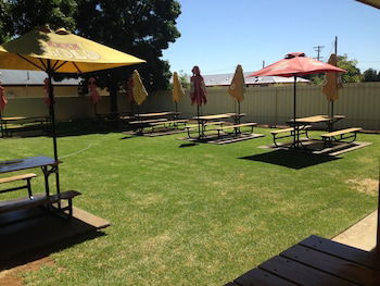 Coro Club Motel - Accommodation Guide 6