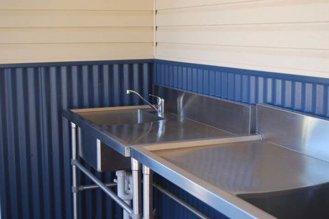 Coral Coast Tourist Park Carnarvon - Accommodation Asia 5