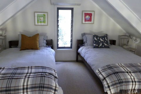 Mansfield On The Manning - Accommodation Guide 6
