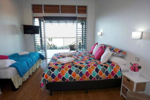 Jade Ridge - Accommodation Guide 2