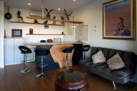 Jade Ridge - Accommodation Guide 4