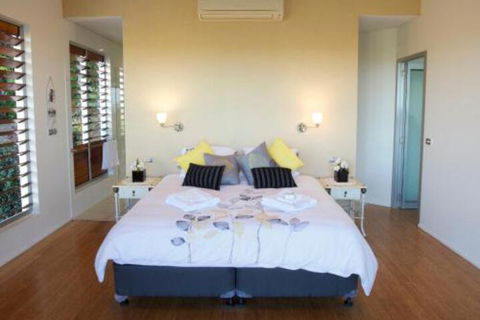 Jade Ridge - Accommodation Guide 6