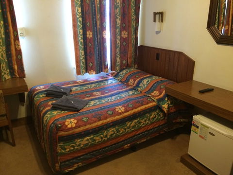 Monarch Motel Hotel - Accommodation Asia 2