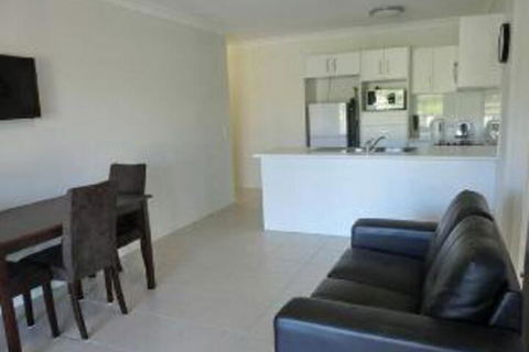 Brisbane Valley Tavern - Accommodation Guide 1