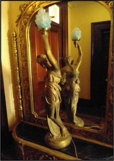 Beverley House - Accommodation Guide 6