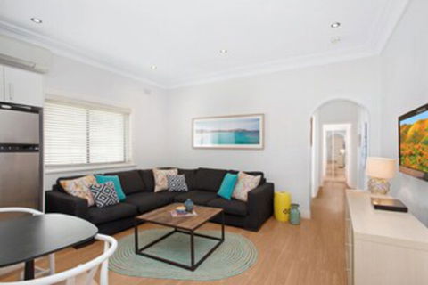 Beachside Bliss - Accommodation Guide 0