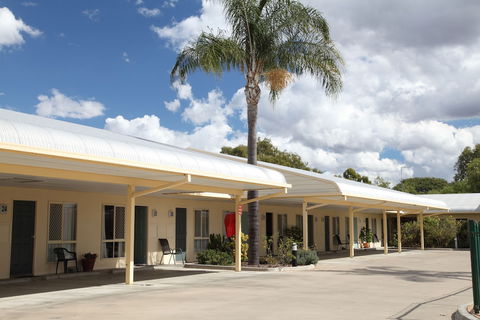 The Jolly Swagman Motor Inn - Accommodation China 5