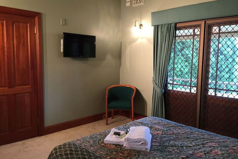 Relaxin - Accommodation Asia 2