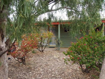 Lightning Ridge Outback Resort & Caravan Park - Accommodation Asia 0