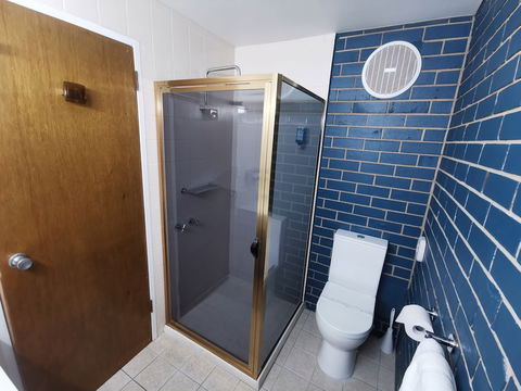 Townhouse Motor Inn - Accommodation Asia 4