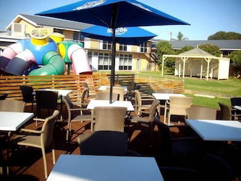 Christies Beach Hotel - Accommodation Asia 3