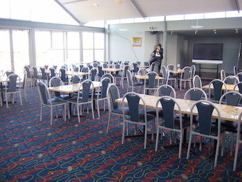 Christies Beach Hotel - Accommodation Asia 5