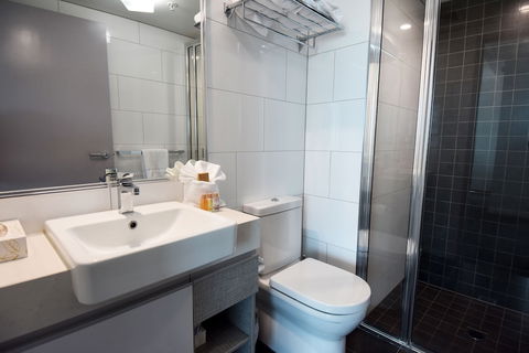 H On Mitchell Apartment Hotel - Accommodation Guide 3