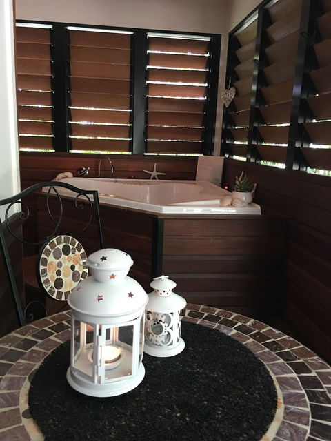 Sunbird Gardens - Accommodation Asia 1