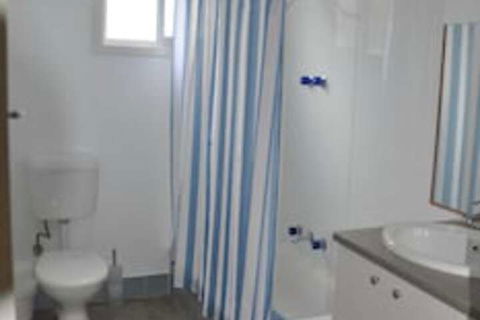 Anglesea Lodge - Accommodation Guide 7