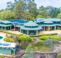 Noonaweena - Accommodation Asia