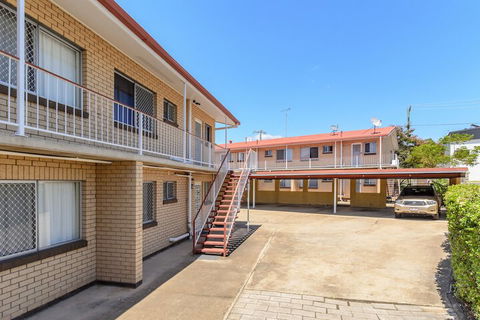 Como Apartments Gladstone - Accommodation Guide 1