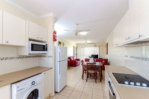 Como Apartments Gladstone - Accommodation Guide 3