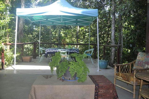 Tropical Bliss Bed & Breakfast - Accommodation Asia 7