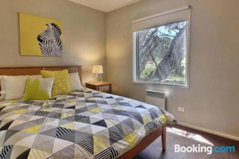 Alpine Edge - Accommodation Guide 3