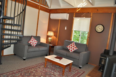 Bracken Ridge Villas - Accommodation Asia 4