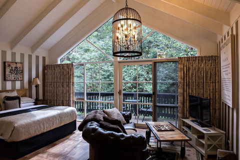 Belle Le Vie - Accommodation Guide 2