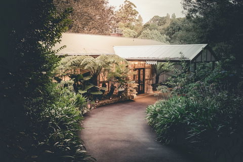 Belle Le Vie - Accommodation Guide 0