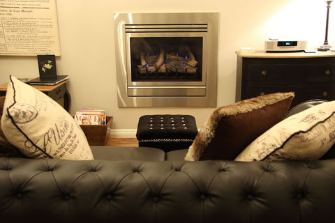 Belle Le Vie - Accommodation Guide 5