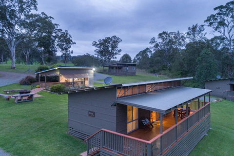 Barrington Riverside Cottages - Accommodation Asia 6