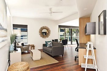 St Catherine's On Park - Accommodation Asia 4