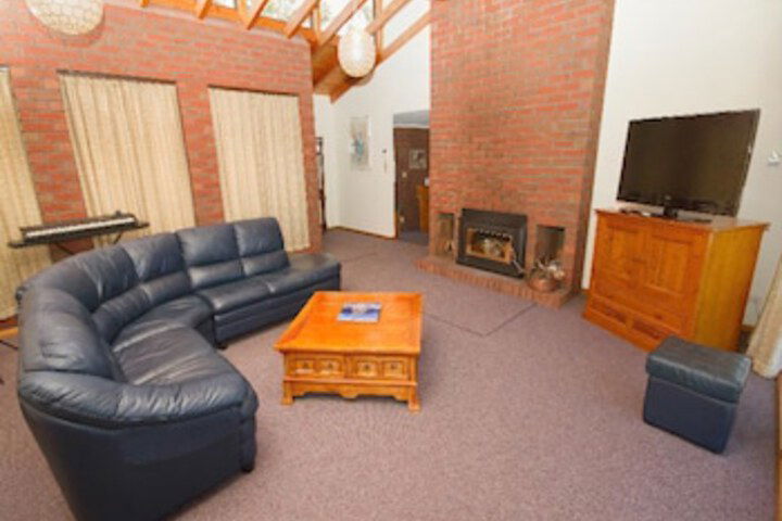 Taroona TAS Accommodation Guide