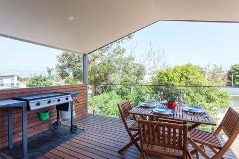 Silversands Beach Cottage - Accommodation Guide 6