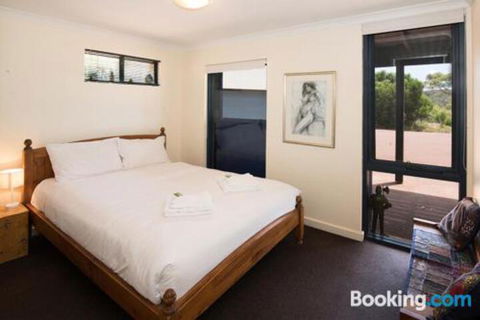 Pearl River Houses - Accommodation Guide 5