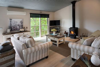 French Cottage - Accommodation Asia 0