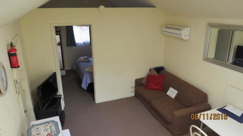 Bristol House Accommodation - Accommodation Asia 1