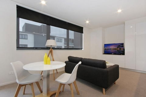 Accommodate Canberra - IQ - Braddon - Accommodation China 1