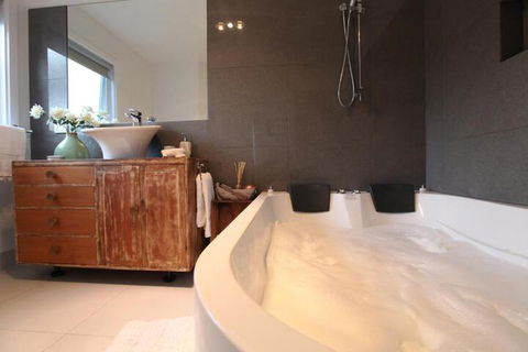 Sea Salt Bnb - Accommodation Asia 6